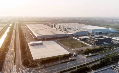 32.8萬(wàn)起，新勢(shì)力如何以高性?xún)r(jià)比挑戰(zhàn)特斯拉與寶馬？